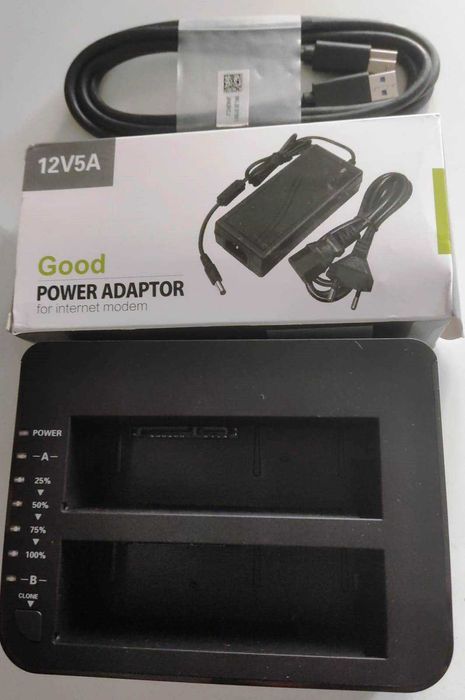 Vind docking station Digitus, nou , testat , pentru 2 HDD sau SSD