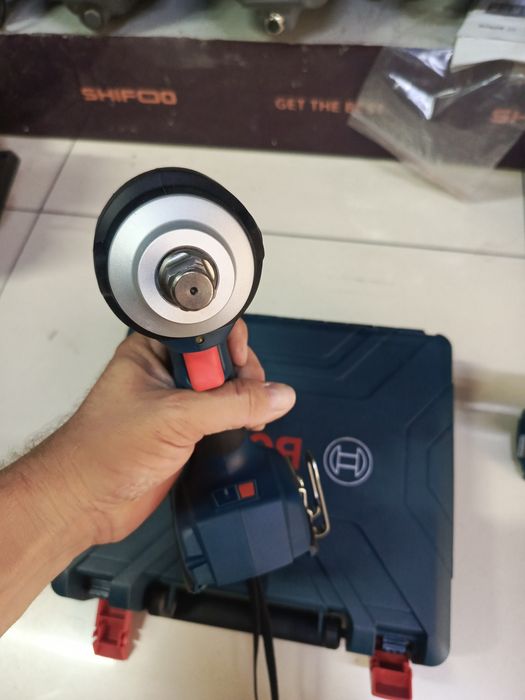 Bosch GDS 18v-400