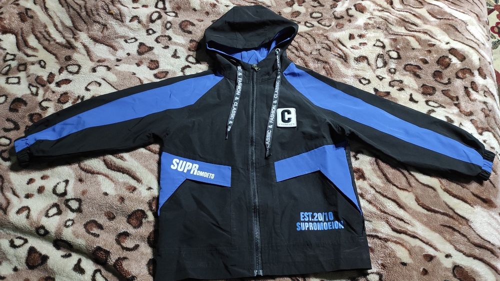 Куртка на весну и на осень