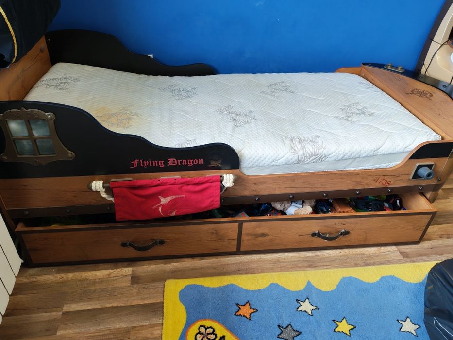 Детско легло пиратски кораб