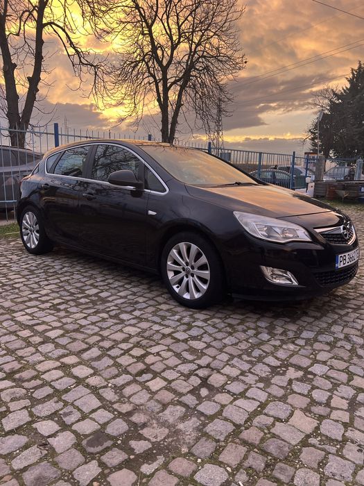 Opel Astra J 1.4 Turbo 140 / ГАЗ