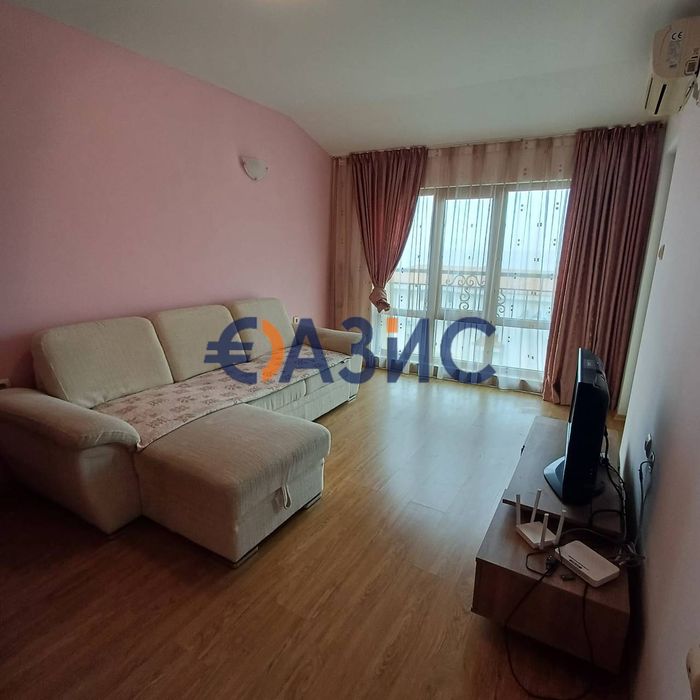 Продава се Двустаен апартамент в Свети Влас - 67 кв.м за 666 €/кв.м - Снимка #11