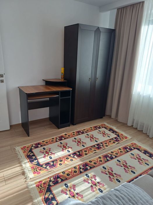 Apartament 2 camere, renovat recent, parter, 300 eur, Reghin
