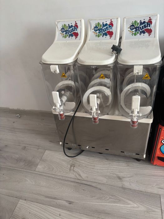 Aparate suc granita fulgi cu gheață