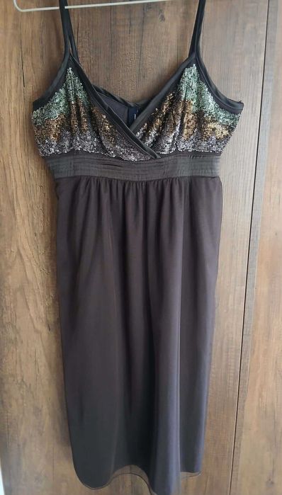 Елегантна  рокля Vero Moda с пайети - кафява