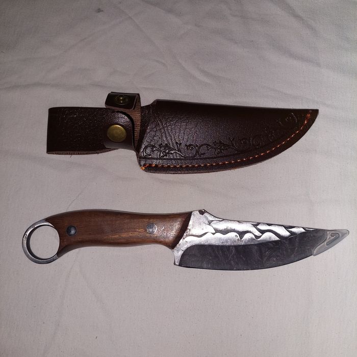 Cutit cu teaca maner cu inel