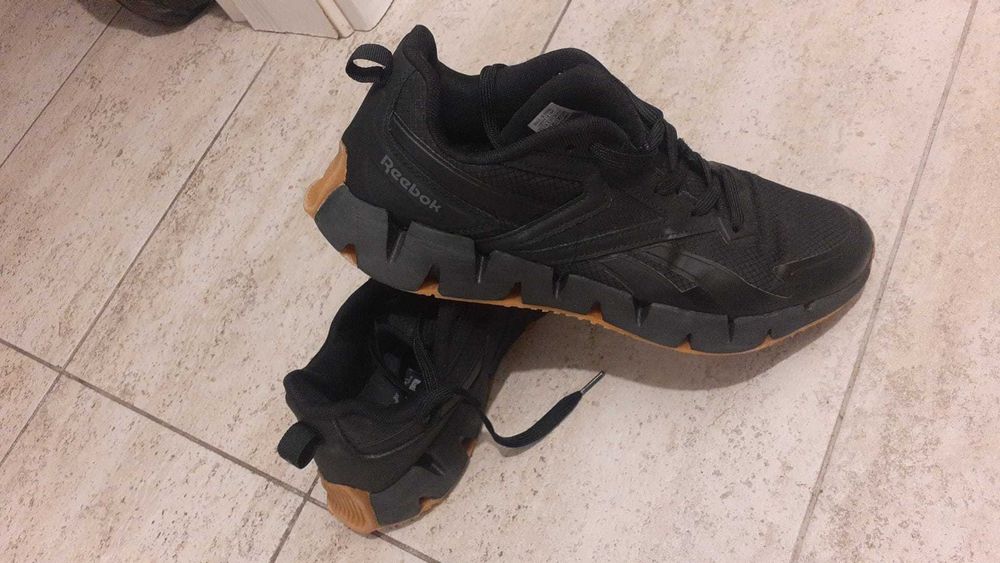 Adidasi Reebok / ca noi