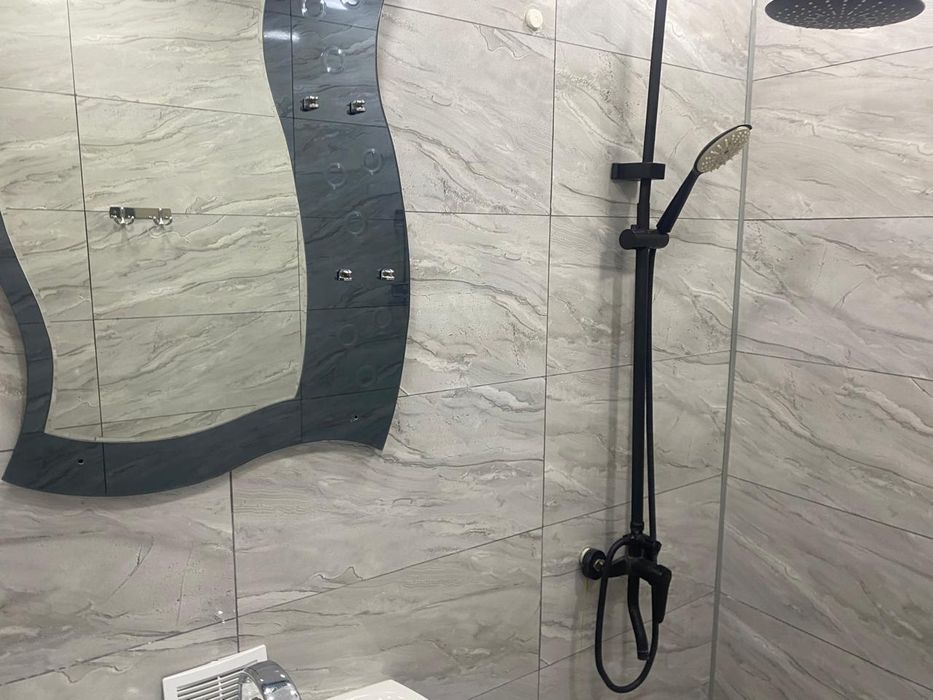 2 комнатная квартира в 11 мкр