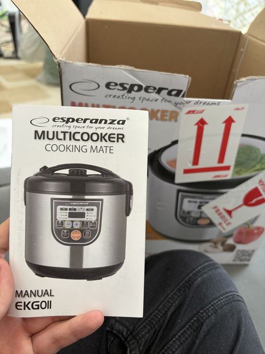 Мултикукър Esperanza Cooking Mate EKG011, 5L, 860W, 11 програми
