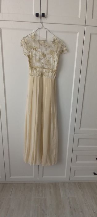 Платье вечернее в пол