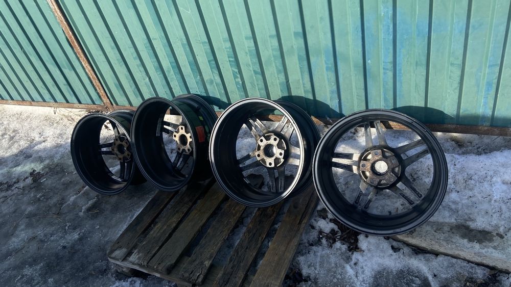 Продам диску на R16