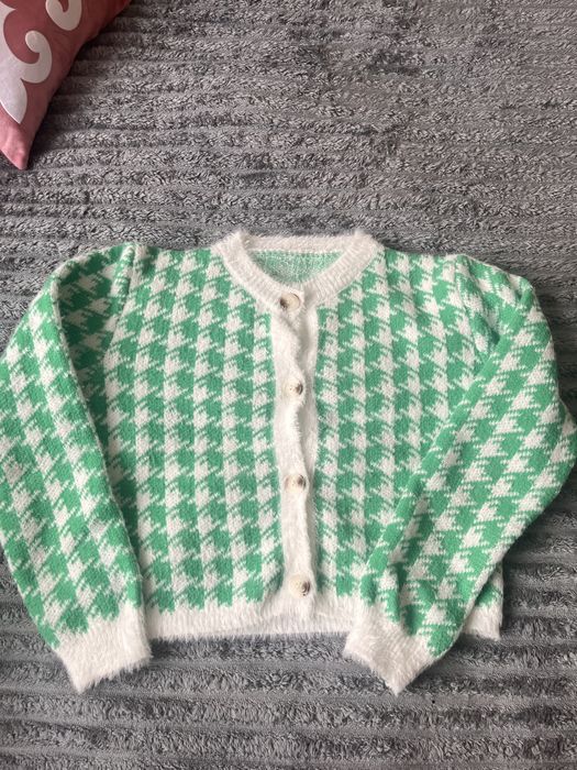 Кофточка теплая хорошая