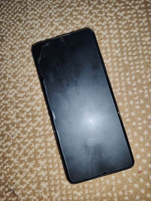 Redmi 12 pro juda ideal