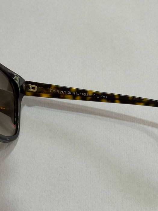 Слънчеви очила Tommy Hilfiger