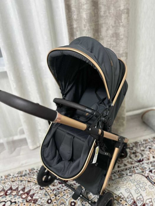 Продам детскую коляску