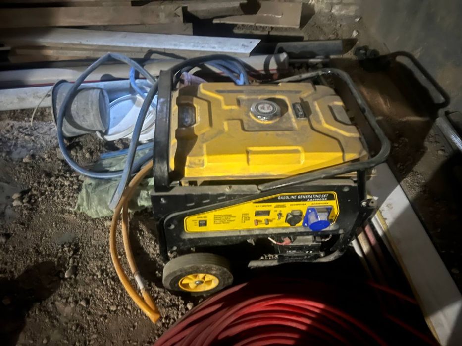 Движок ( genereting  set AA8500GE) 7kw