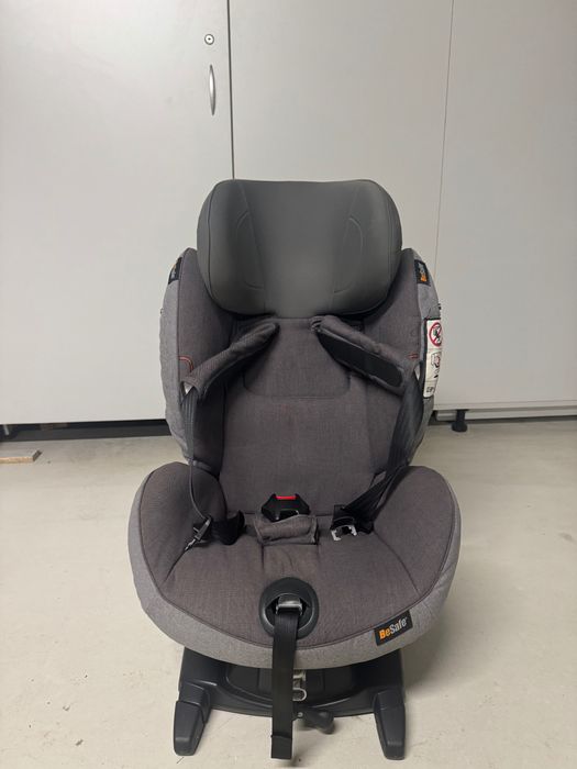 Scaun auto copii BeSafe iZi Combi X4 ISOfix – stare bună