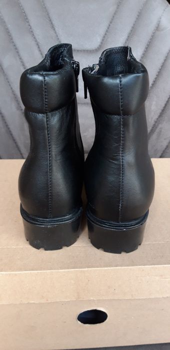 Дамски боти - ест.кожа 39 номер