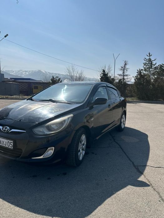 Hyundai Accent 2012, 1.6