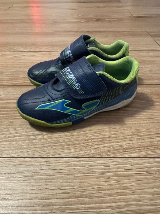 Adidasi Joma marimea 31