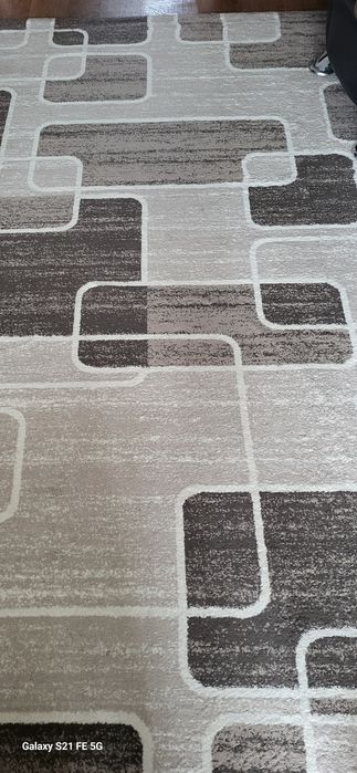 Продаётся ковёр!