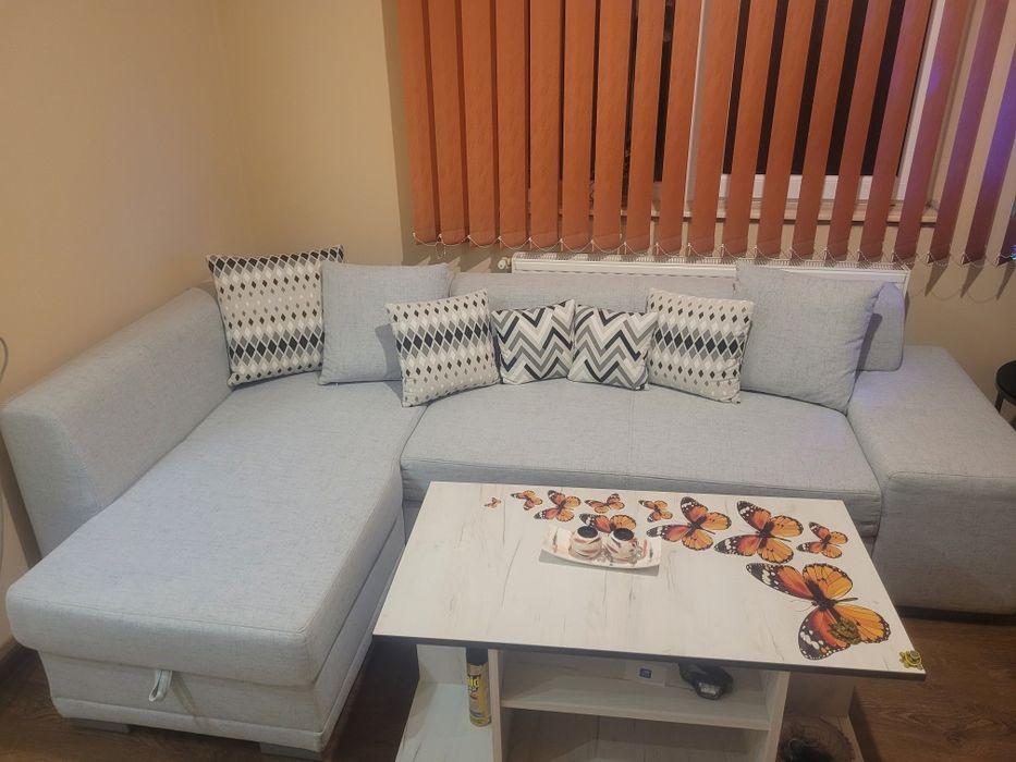 Vând colțar extensibil