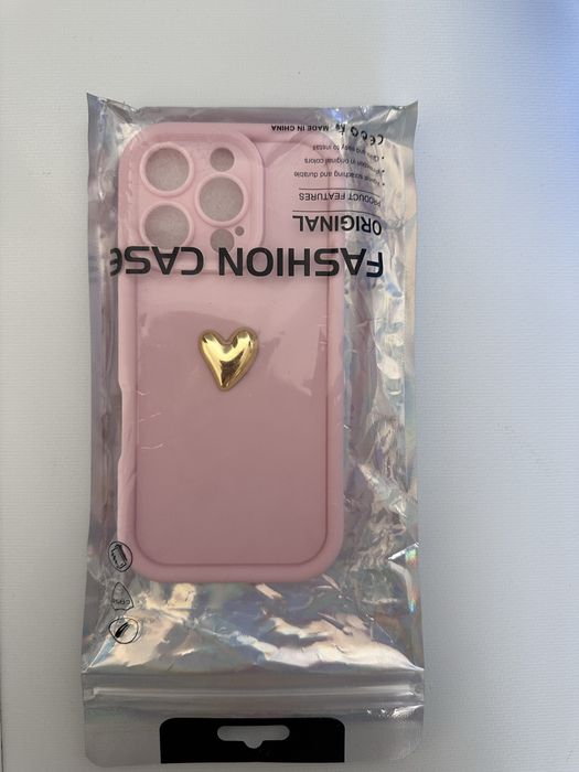 Чехол на Iphone 16 Pro