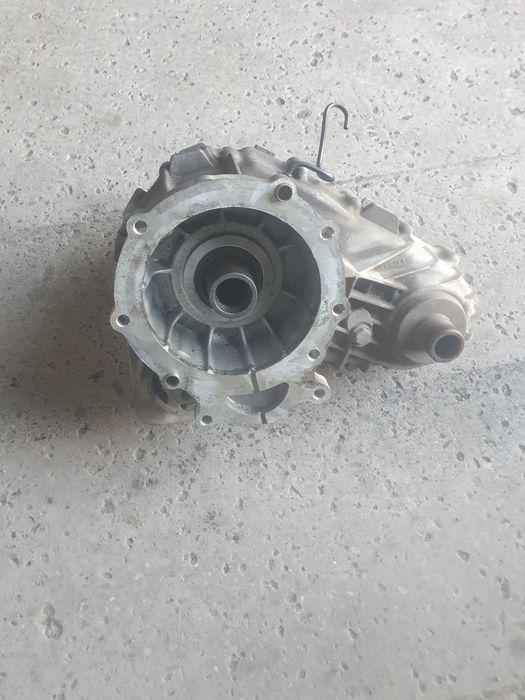 Продаю раздатку бмв х5 е53