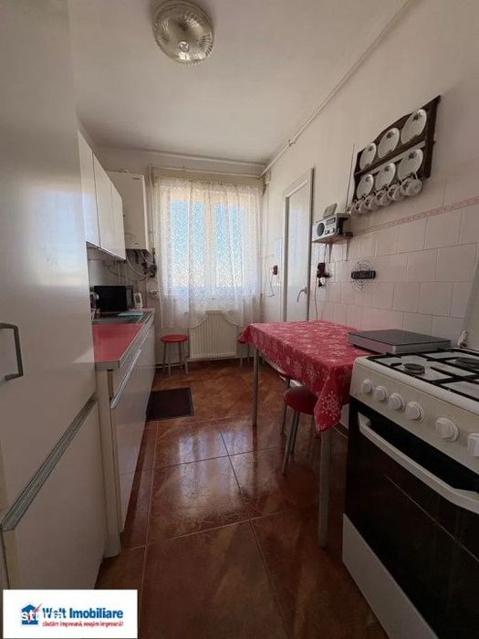 Apartament 3 camere, decomandat, str. Primaverii, Manastur — fotografia 1