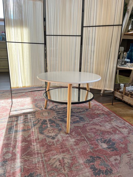 Кръгла масичка за кафе, холна