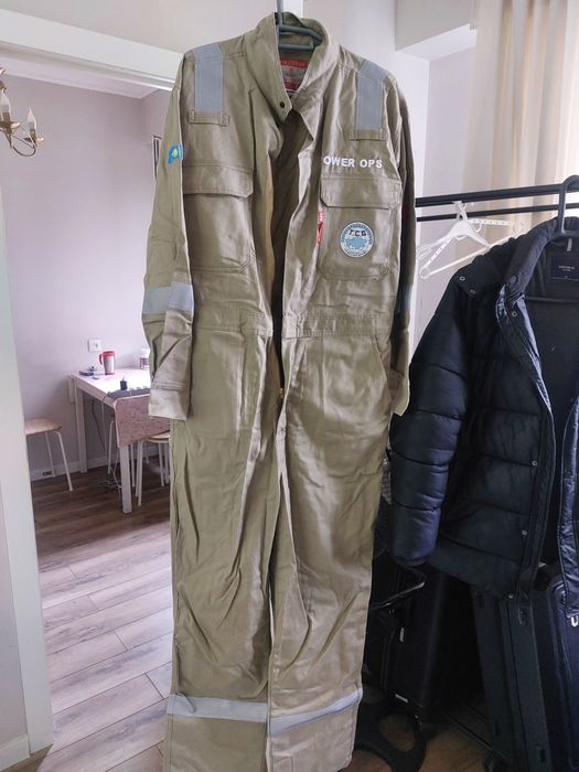 Спецодежда для работы в гараже, дача