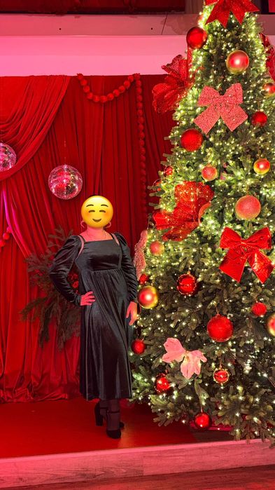 Продам нарядный платье