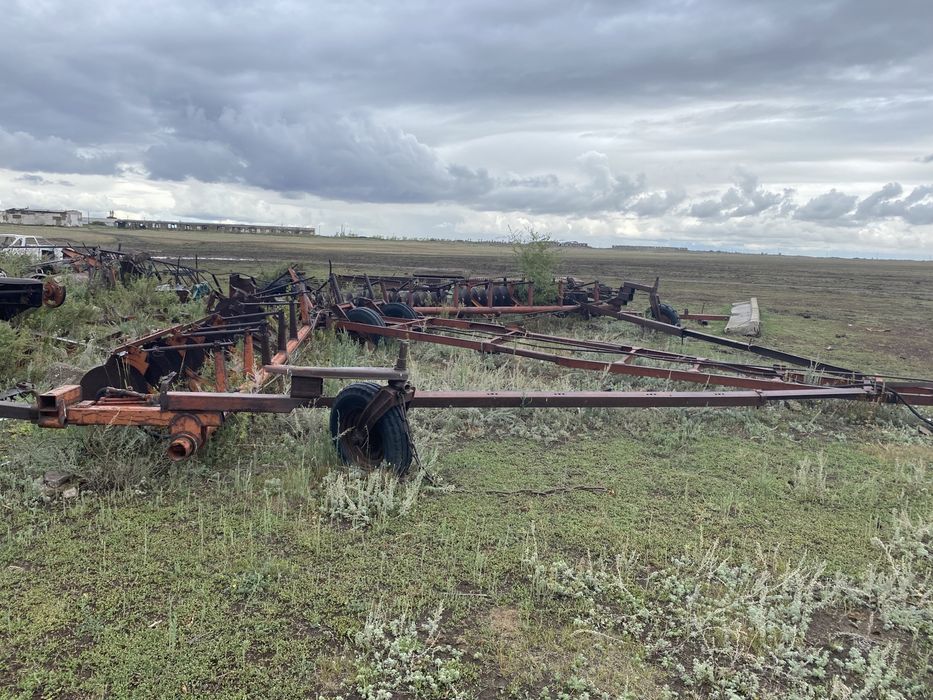Продам трактор Лучильник