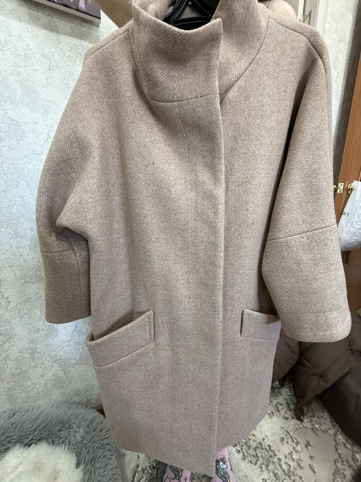 Продается димисизонее пальто молодежка