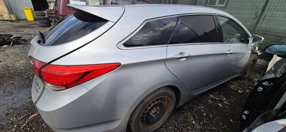Usa hyundai i40 stanga dreapta fata spate gri negru haion portbagaj