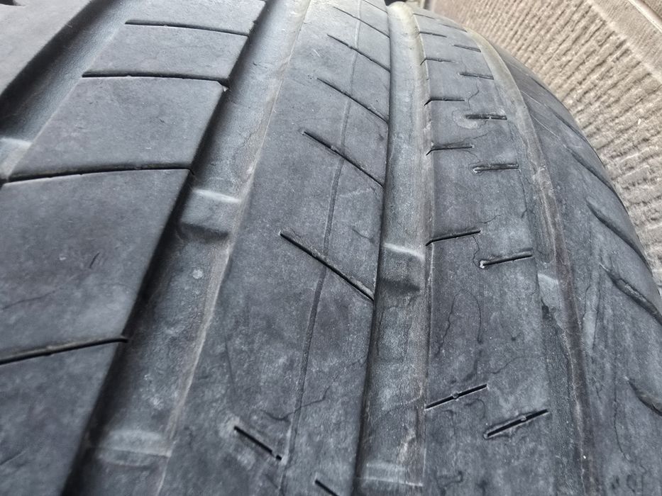Гуми 245 50 19 дот 4422