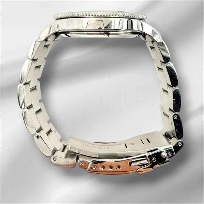 Glycine Combat Sub Automatic – Швейцарски дайвър часовник