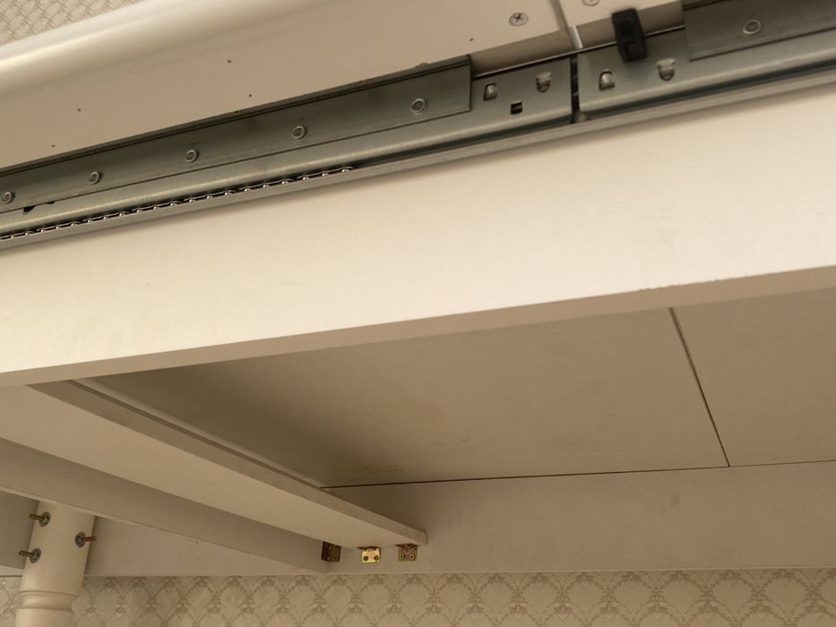 Кухонный стол сатылады