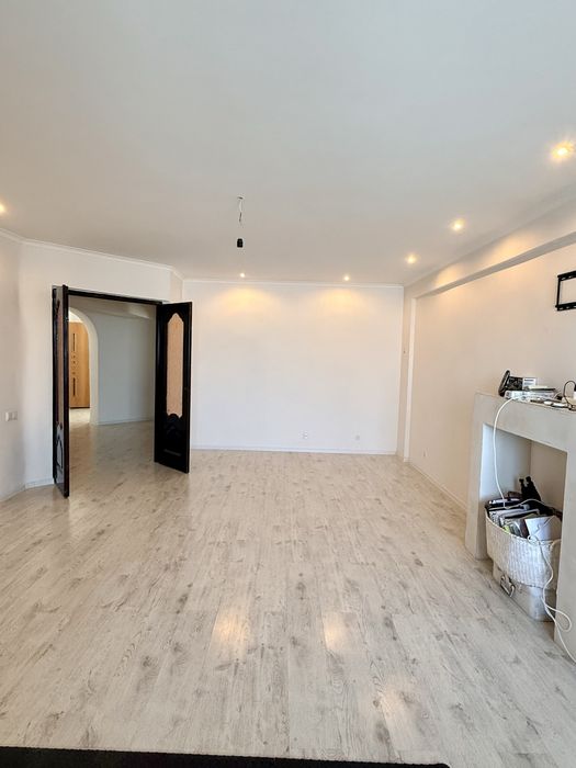 2-х ком кв 86,3 м2 - Сазда