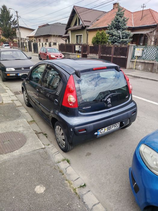 Peugeot 107  1.0