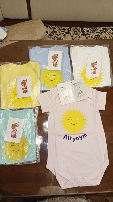 Боди, песочники для малышей