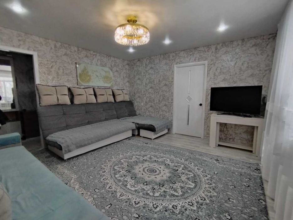 Продается 3х комн.кв на 6 микрорайоне