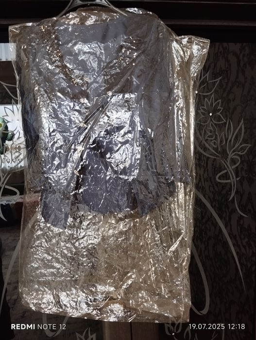 Женский костюм тройка.Новый.Турция.размер 42