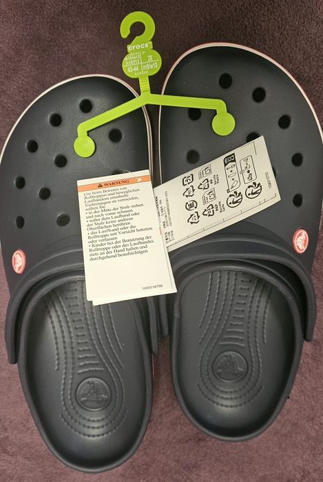 Papuci     CROCS
