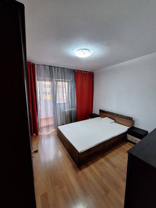 Apartament 3 camere sector 4