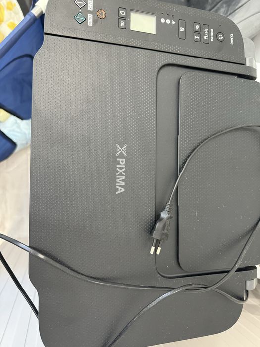 Цветной принтер продам