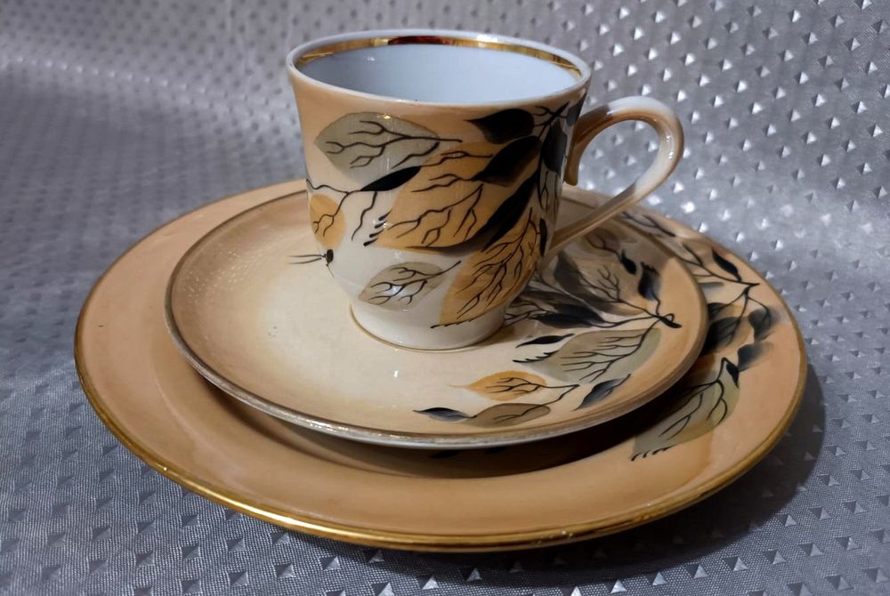 Кофейный сервиз,, Осенний сон ".