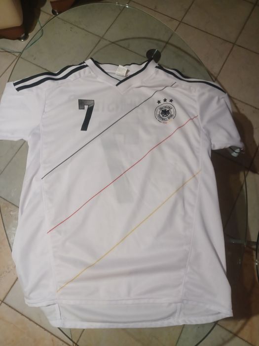 Футболни тениски