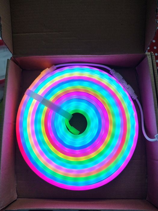 Banda luminoasa neon rgb
