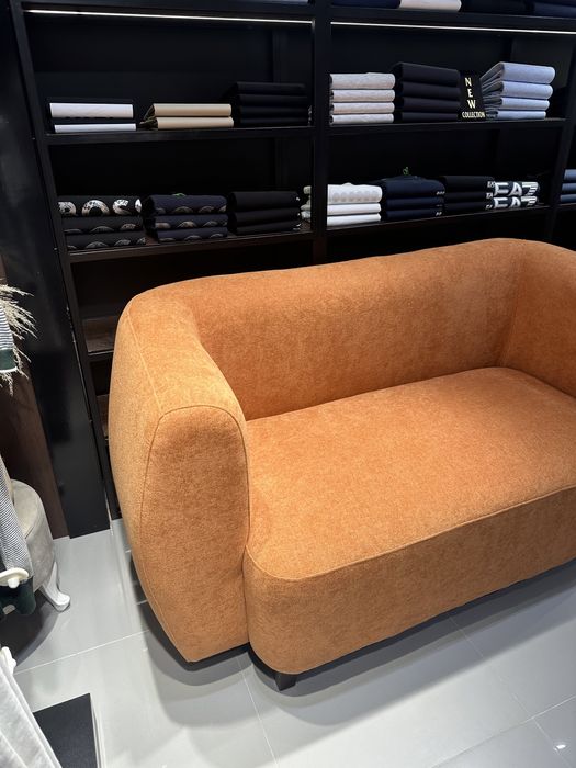 Продаю новый диван